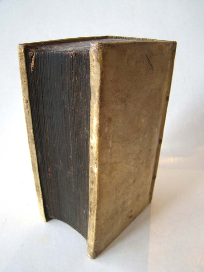 A 17th century vellum bound German Bible printed in 1695 and in near 'unused' condition — image 3